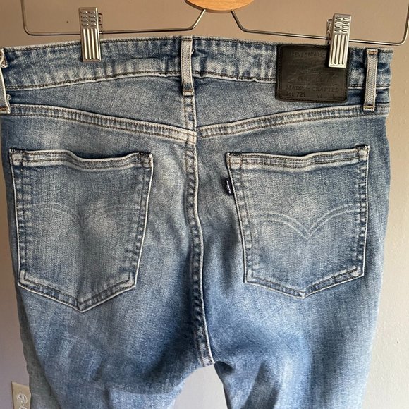 Levi's distressed high rise skinny jeans - Picture 5 of 7